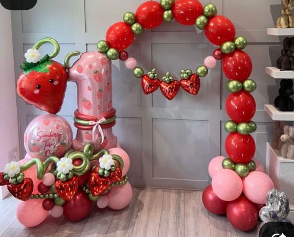фотозона клубничка